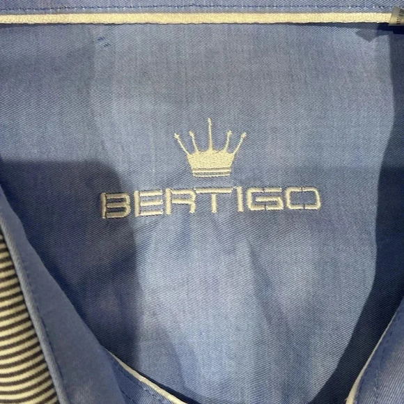 Bertigo Crown | Sneaker Print 👟 Dress Shirt - Picture 3 of 6